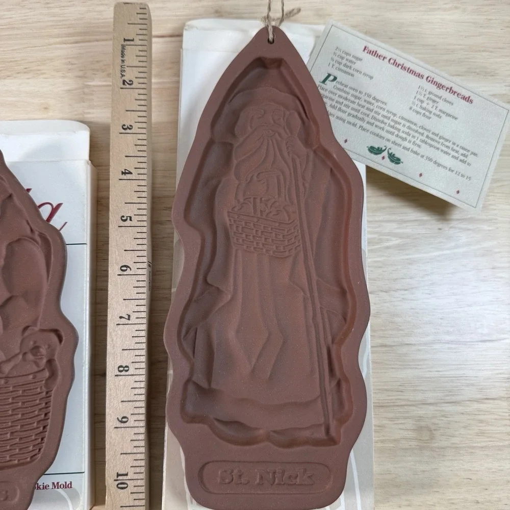 Lot (2) 90's Vintage Longaberger Pottery Santa Cookie Molds Father Christmas‎